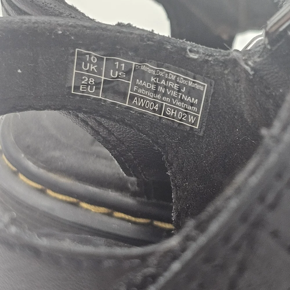 Dr. Martens Klaire Junior Leather Strap Sandals Black Kids 11 – Hook And Loop